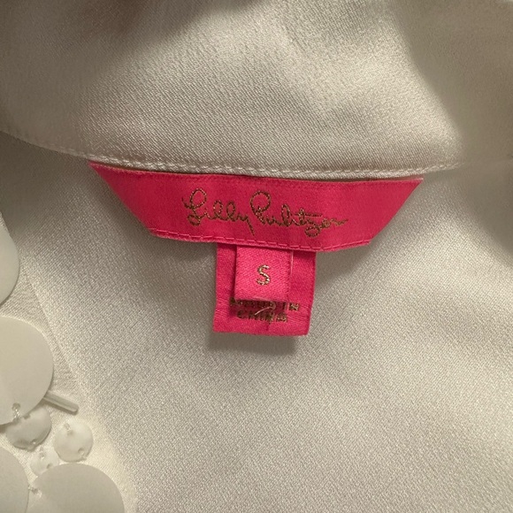 Lilly Pulitzer Shea tunic top in resort white. Absolutely stunning. Size Small - Picture 6 of 15